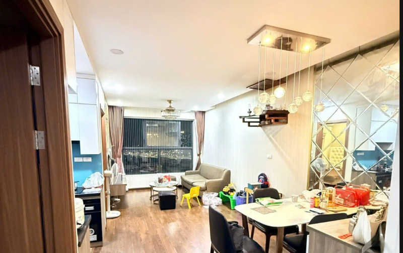  CHUNG CƯ 2PN FIVE STAR KIM GIANG – FULL NỘI THẤT CAO CẤP – VIEW THOÁNG MÁT QUANH NĂM – VÀO Ở NGAY